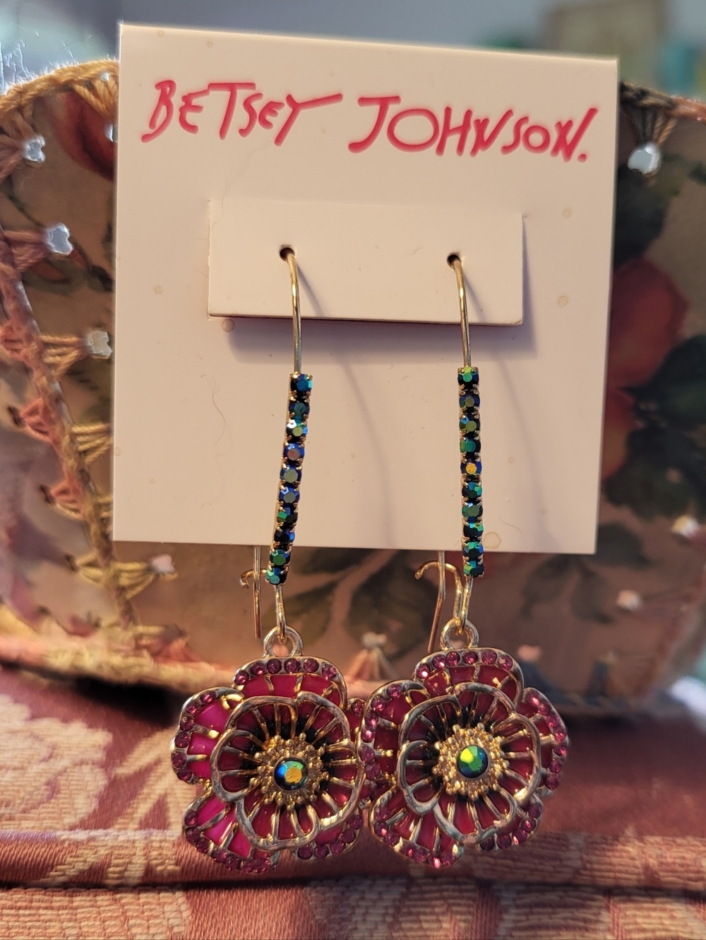 Betsey Johnson NWT Flower Earrings